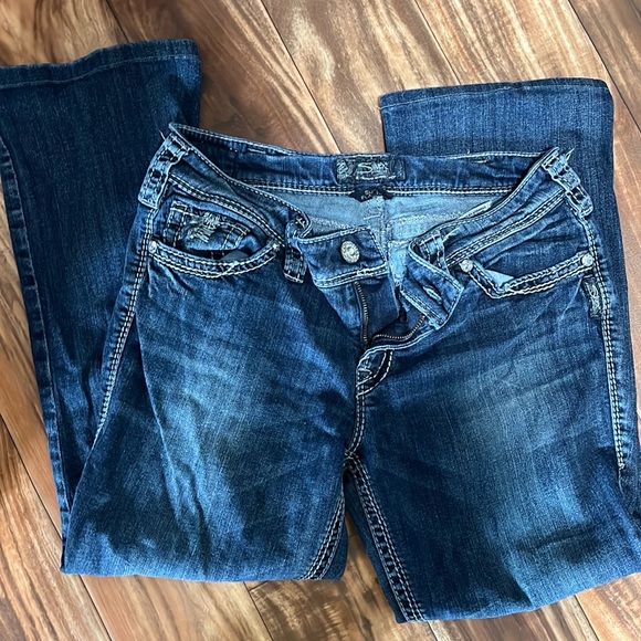 Silver Jeans - Picture 3 of 4